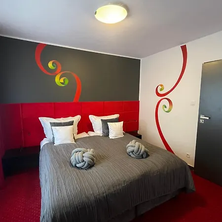 Canpol-jull's Art Quarto em Acomodações Particulares Człuchów