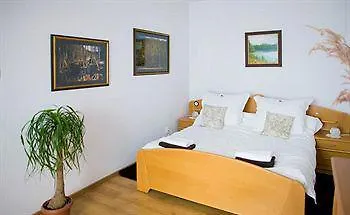 Canpol-jull's Art Accommodatie bij particulieren